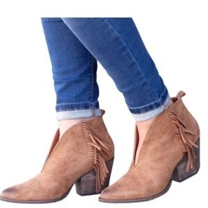 Coconuts by Matisse Miranda Fringe Western Boots Faux Suede Size 7.5M